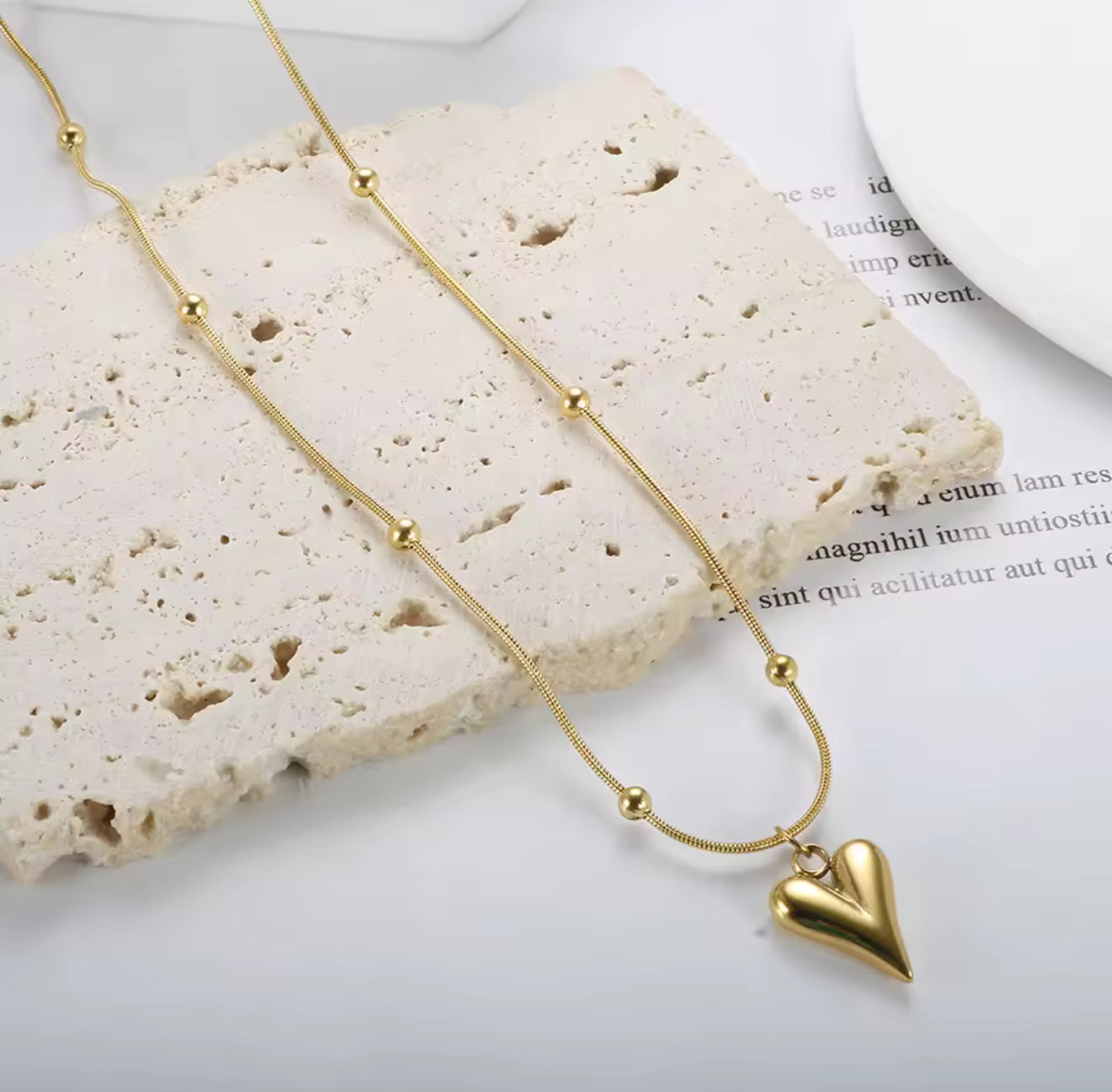 NOORA Necklace