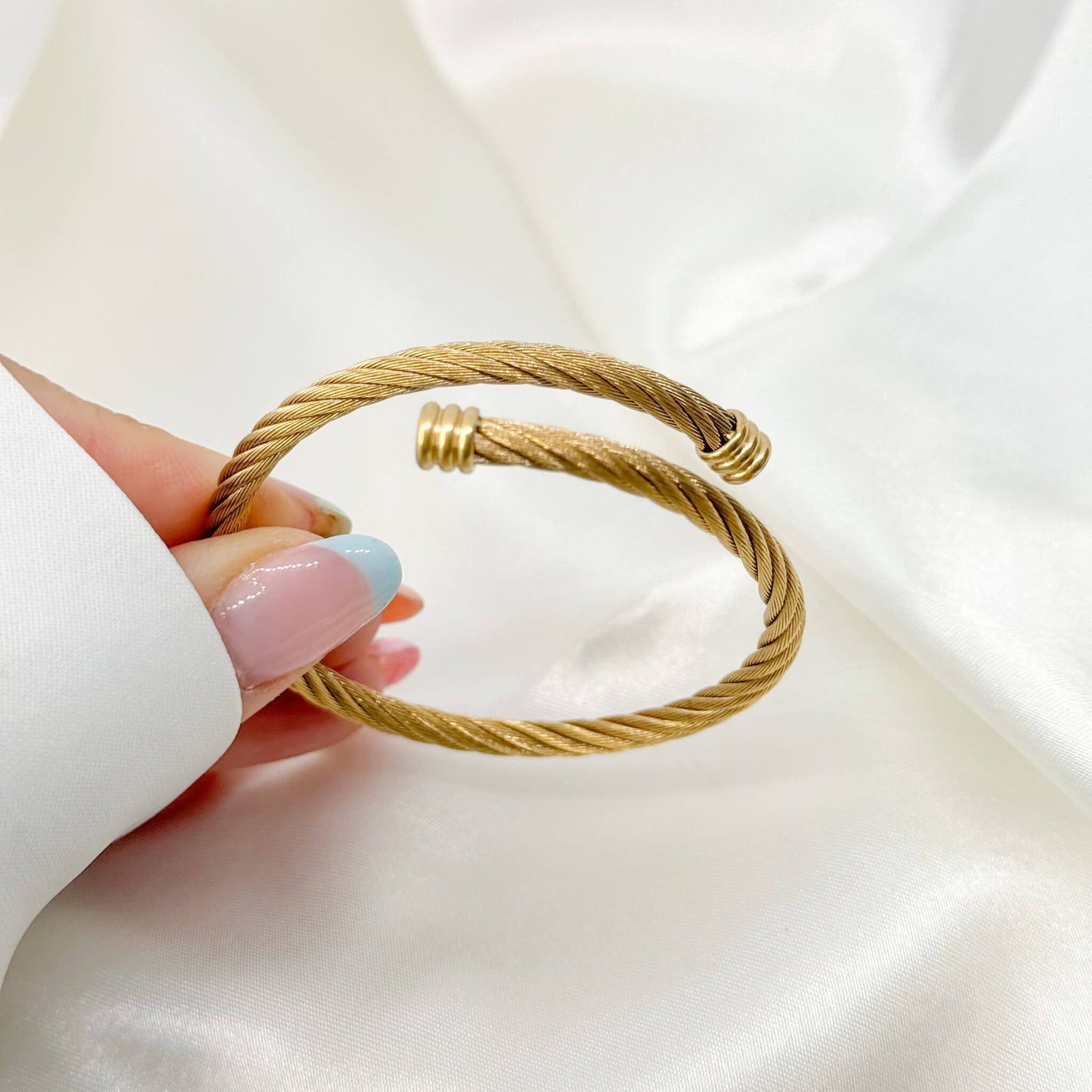 BELLA Bracelet