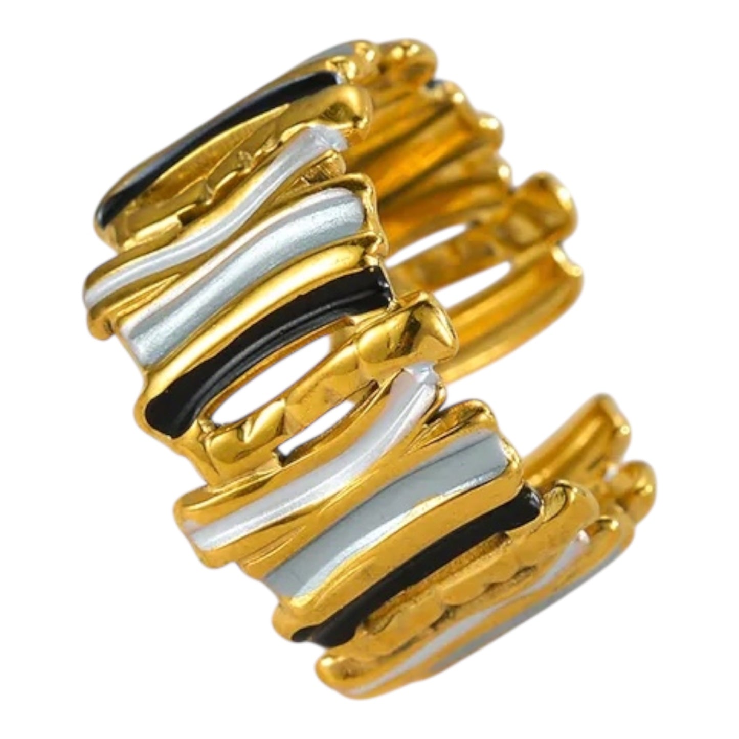 QUINN Ring