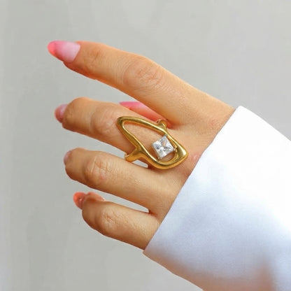 ALESSA Ring