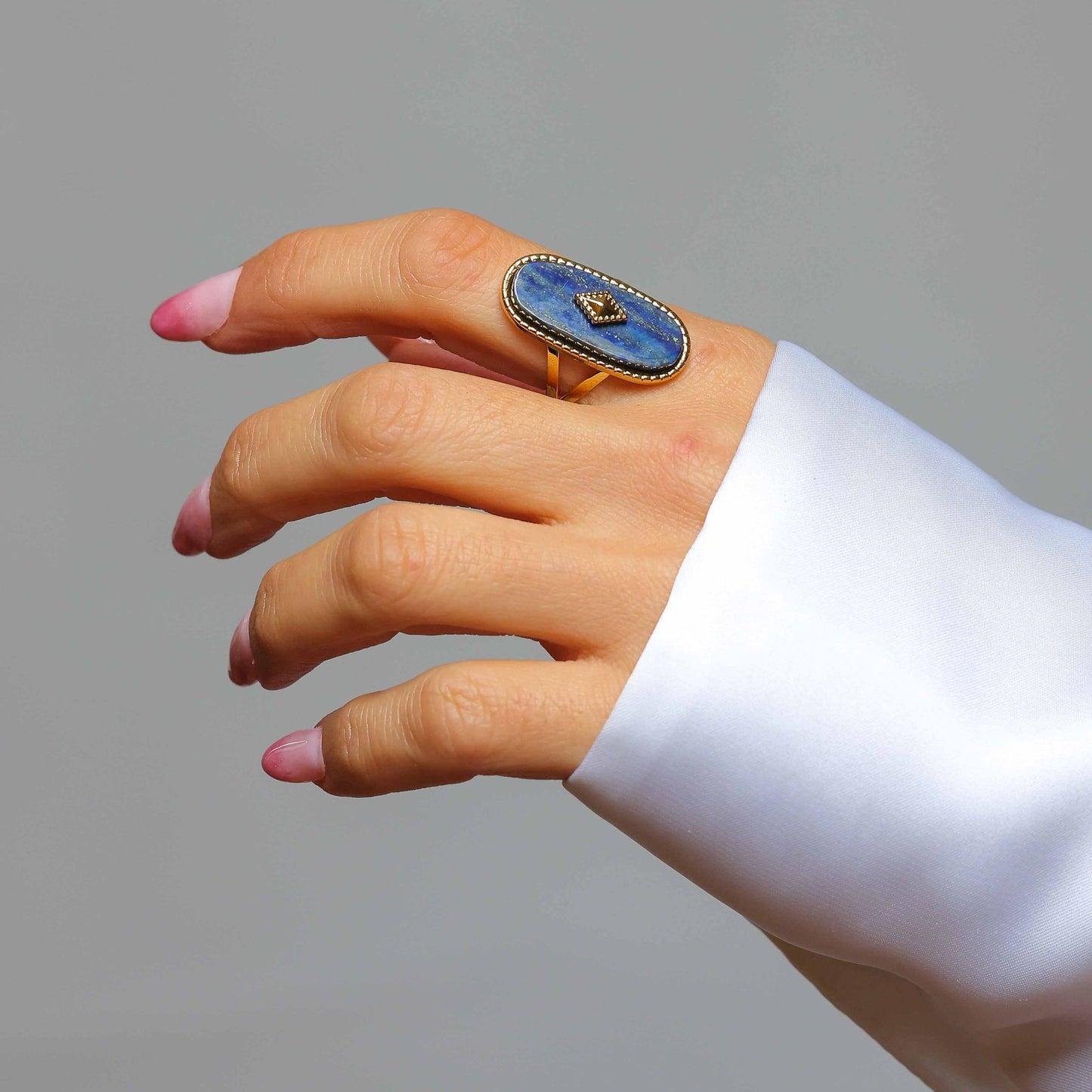 BLUMY Ring