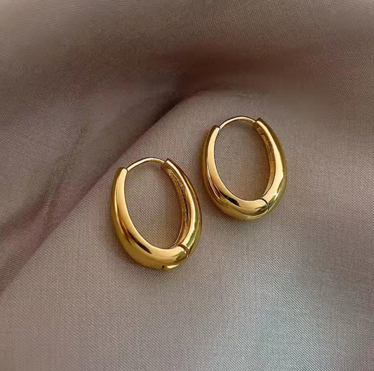 CHLOE Earrings