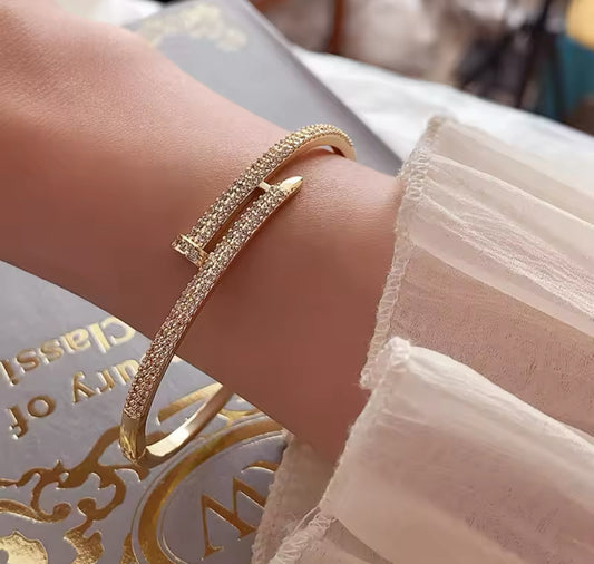 STELLA Bracelet